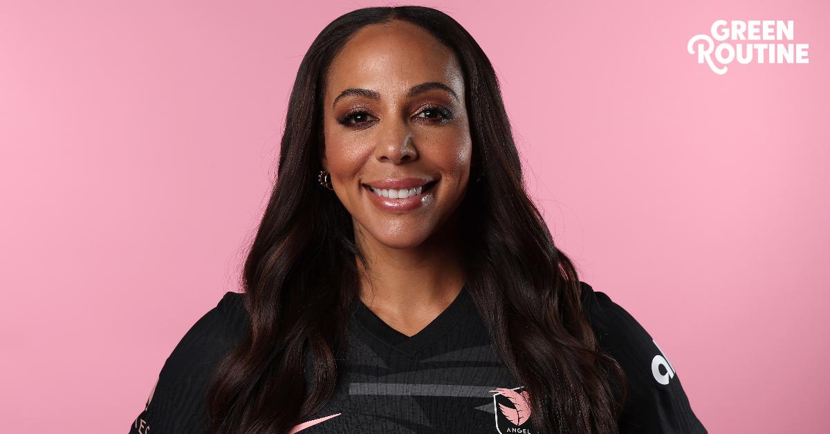 Headshot of soccer player Sydney Leroux of Angel City FC in front of a pink backround with the 'Green Matters' Green Routine logo layered on top 
